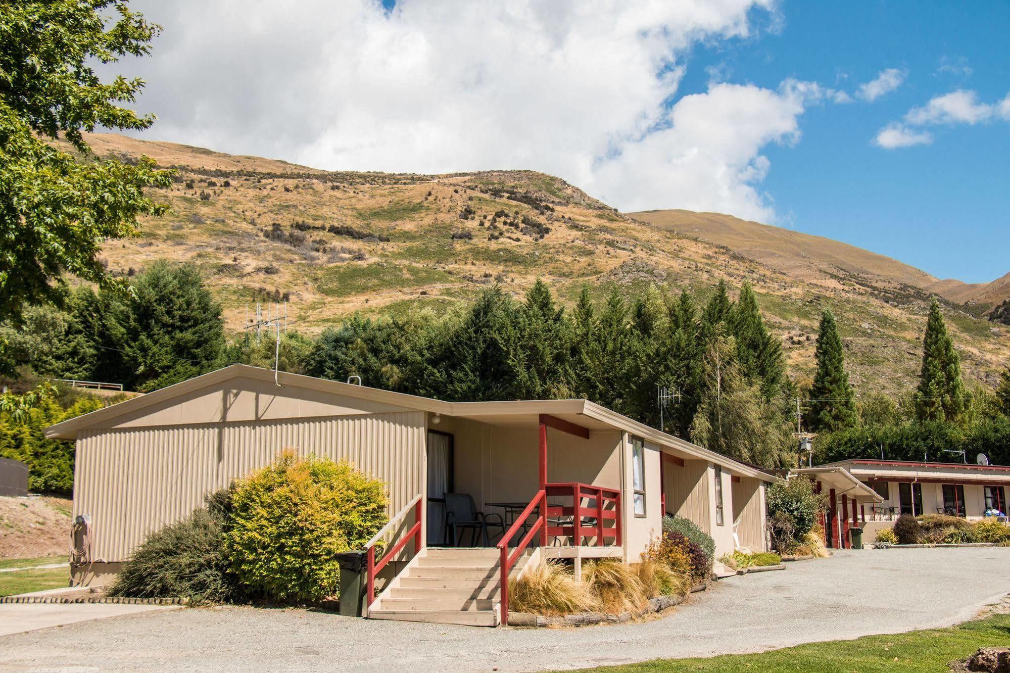 Mt Aspiring Holiday Park Wanaka Luaran gambar