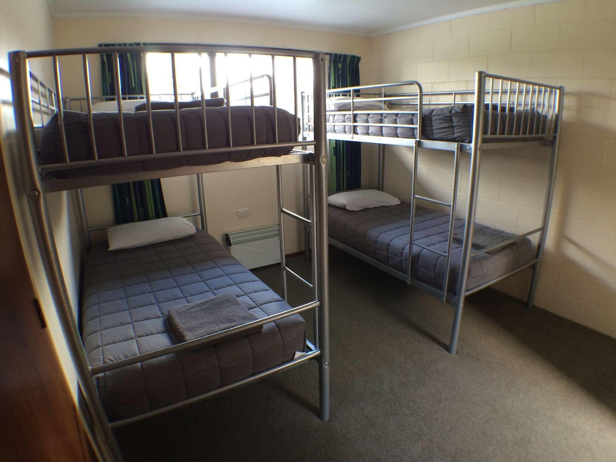 Mt Aspiring Holiday Park Wanaka Luaran gambar