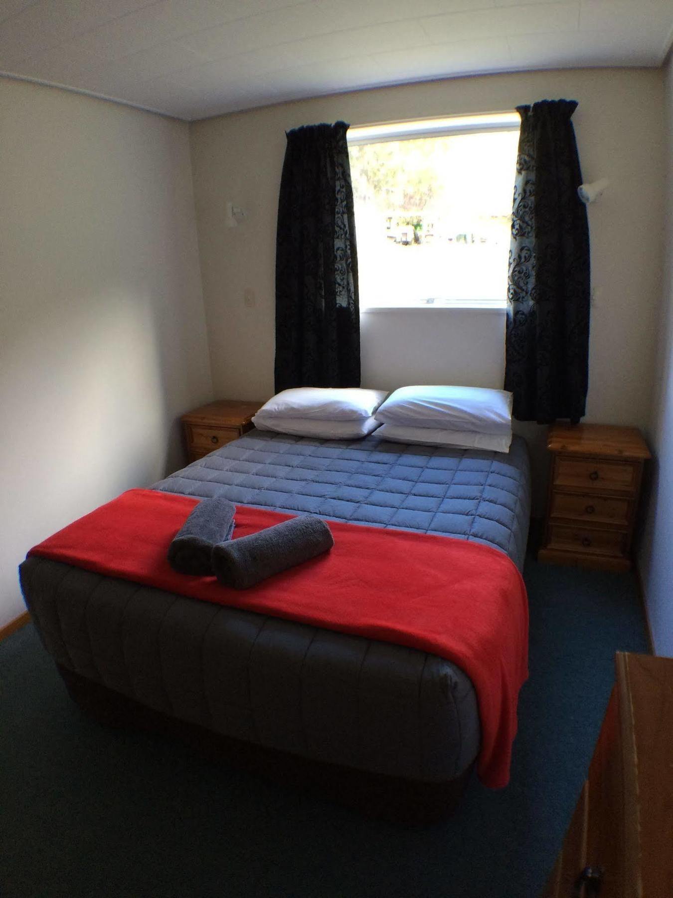 Mt Aspiring Holiday Park Wanaka Luaran gambar